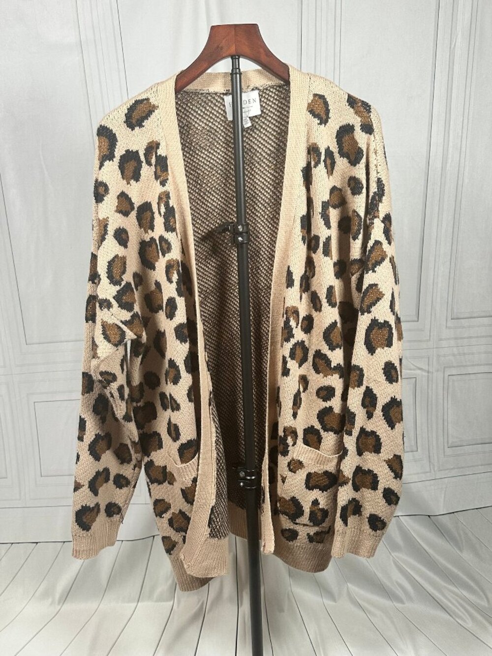 Hayden Leopard Print Acrylic Cardigan M/L Open Front Sweater